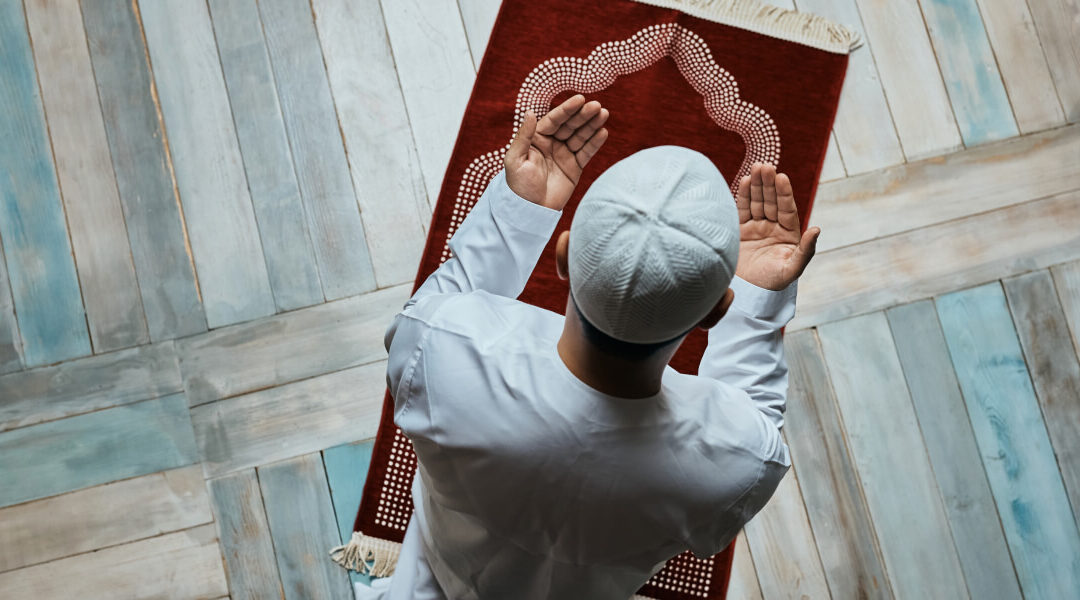 How to Pray in Islam? Step-by-Step Guide